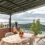 Simona Panorama Fetovaia