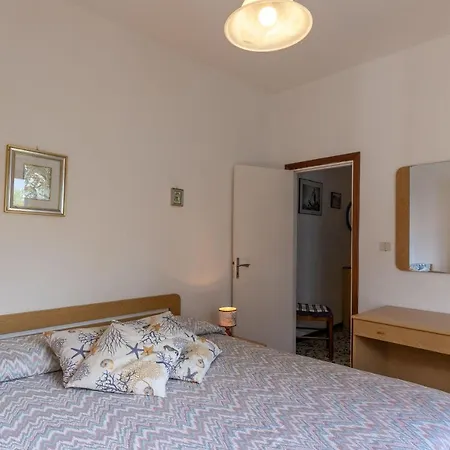 Apartment Simona Panorama Fetovaia